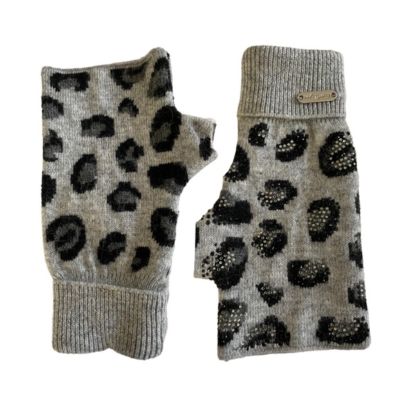 NWT Nordstrom Bari Lynn Leopard Print Knit Fingerless Gloves - Picture 1 of 9